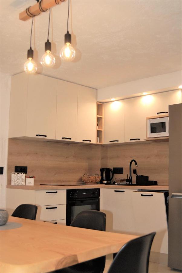 Guest House Otto Punat Esterno foto