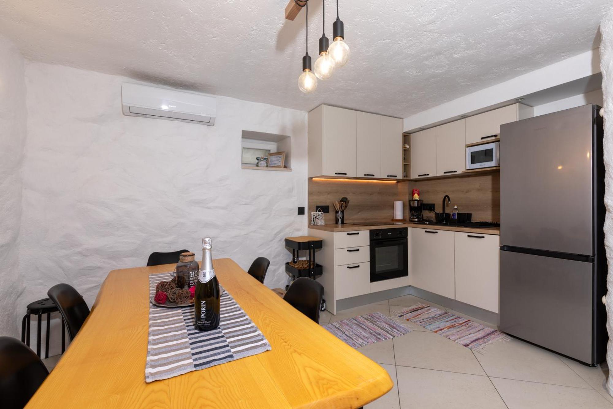 Guest House Otto Punat Esterno foto