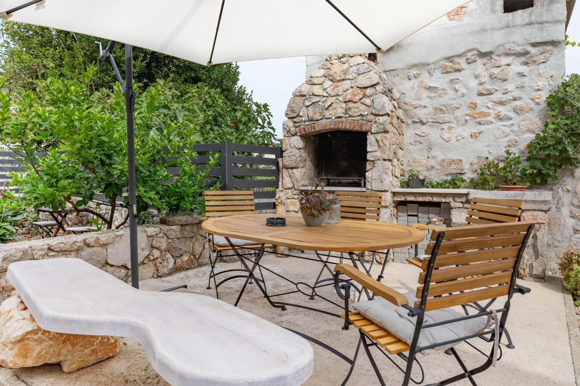Guest House Otto Punat Esterno foto